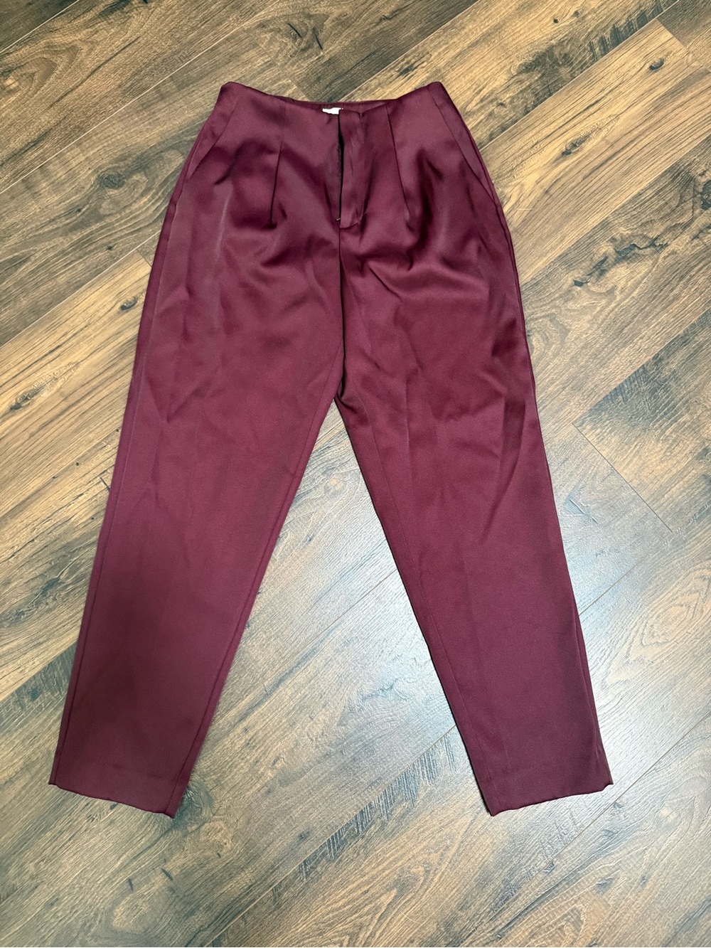 A New Day Tapered Burgundy Satin Dress Pants Ankle women’s size 2